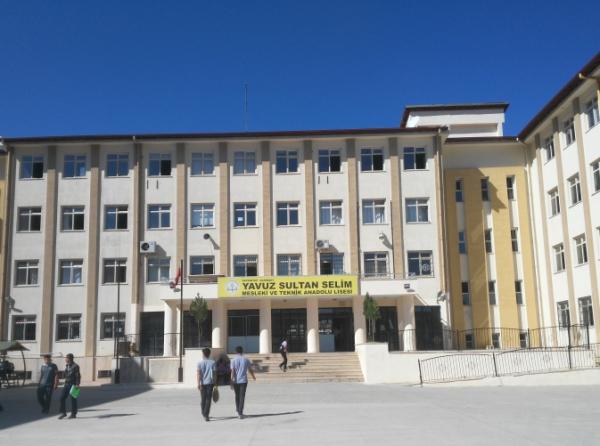 Üçoklar Mesleki ve Teknik Anadolu Lisesi Fotoğrafı